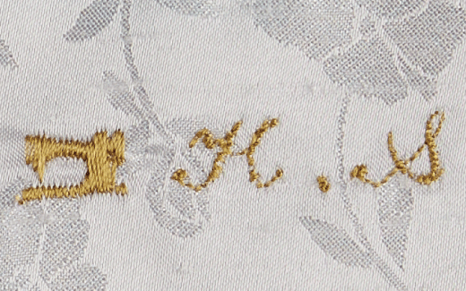 寬闊的縫制空間